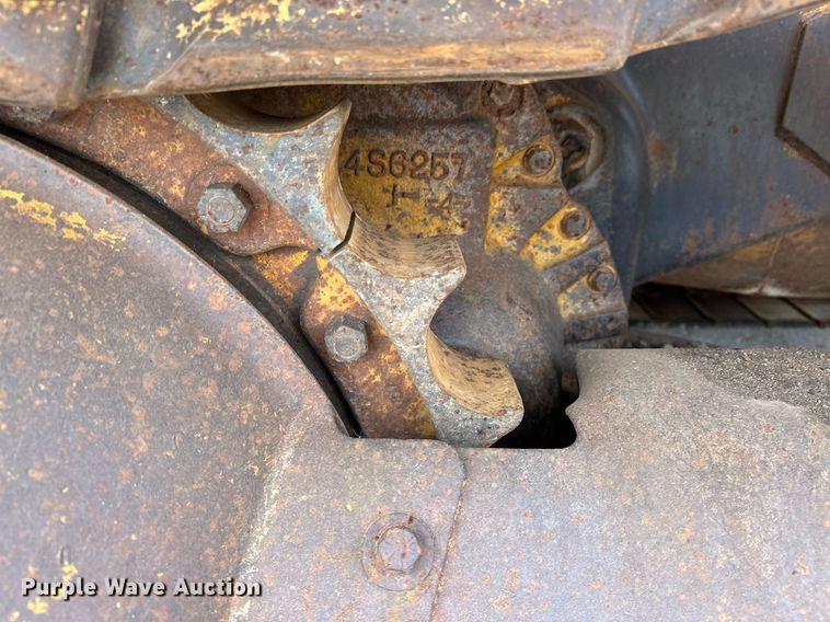 image for item ER1025 1973 Caterpillar D6C dozer