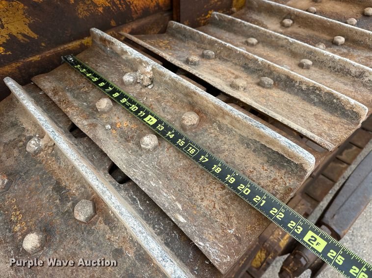 image for item ER1025 1973 Caterpillar D6C dozer