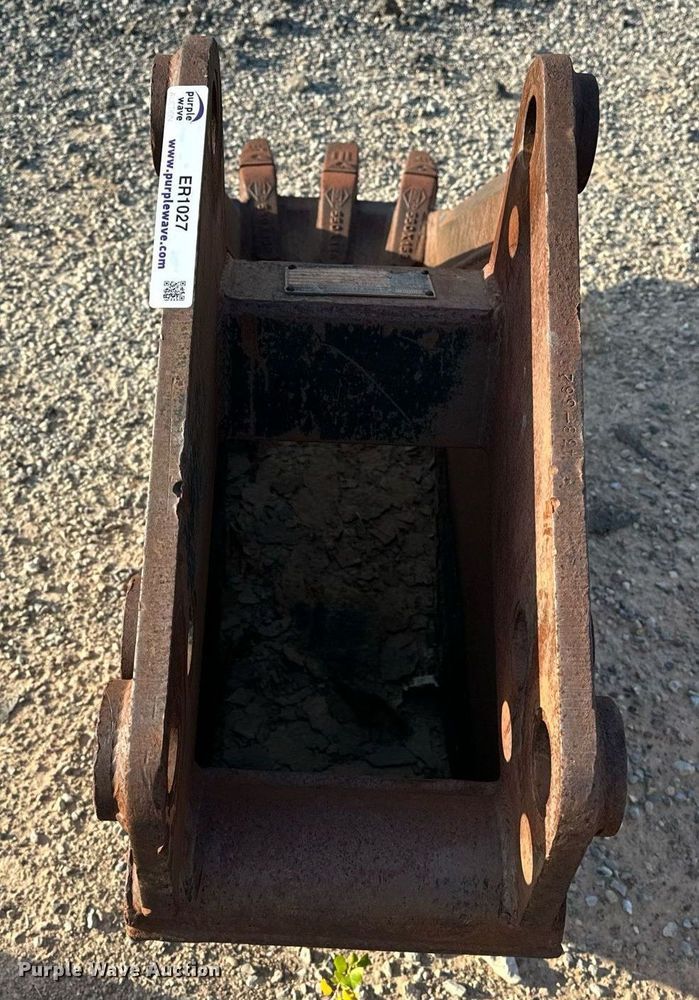 image for item ER1027 Gannon 12