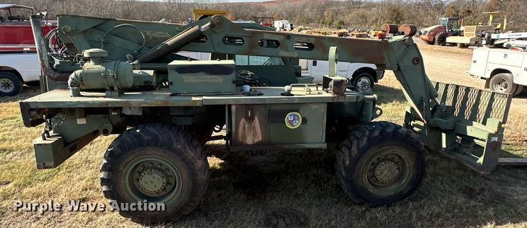 image for item ER1039 1990 Lull MLULL 10K telehandler