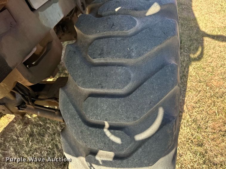 image for item ER1039 1990 Lull MLULL 10K telehandler