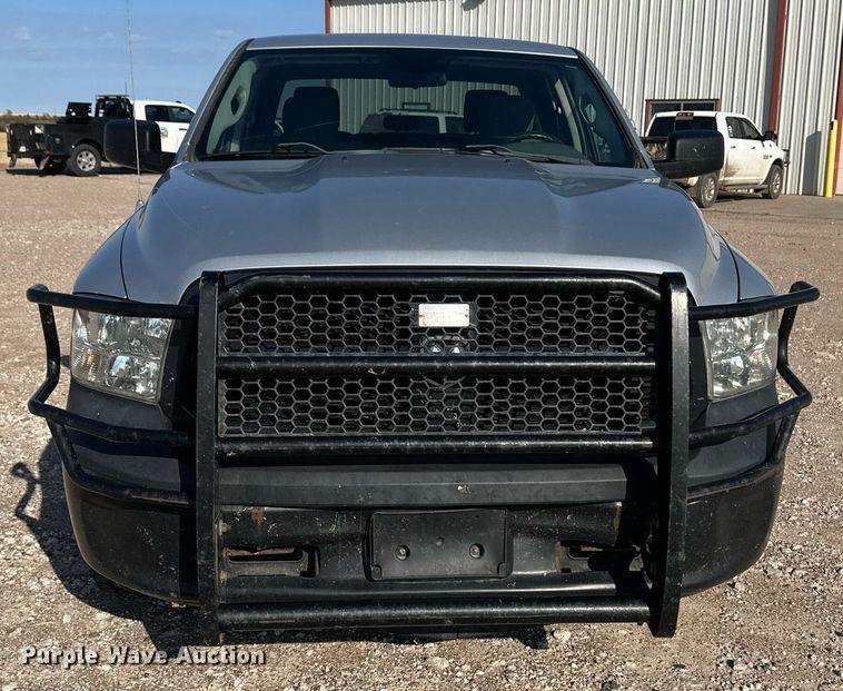 image for item ER8271 2013 Dodge Ram 1500 Crew Cab pickup truck
