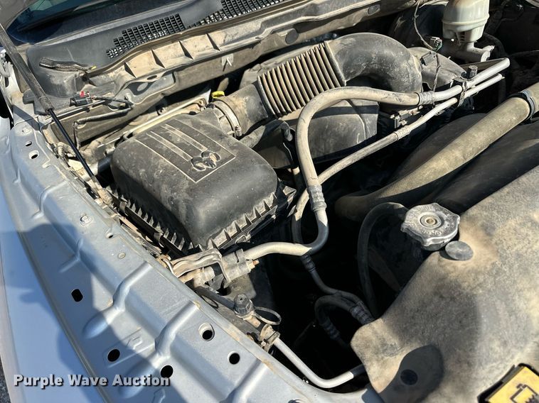 image for item ER8271 2013 Dodge Ram 1500 Crew Cab pickup truck