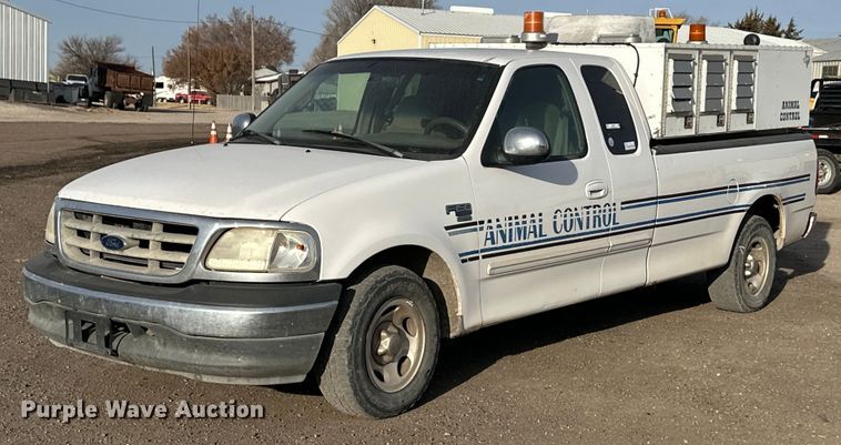 image for item ER8545 2000 Ford F150 animal control pickup truck