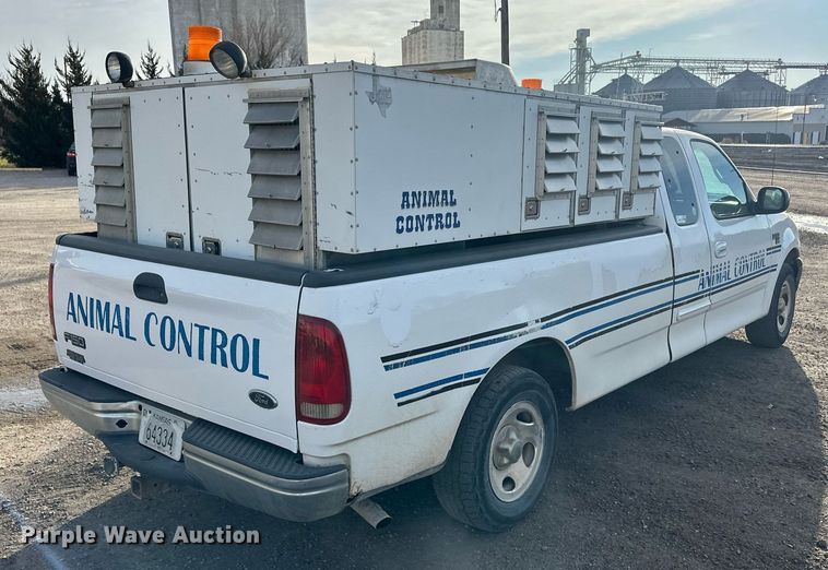 image for item ER8545 2000 Ford F150 animal control pickup truck