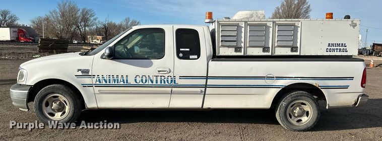 image for item ER8545 2000 Ford F150 animal control pickup truck
