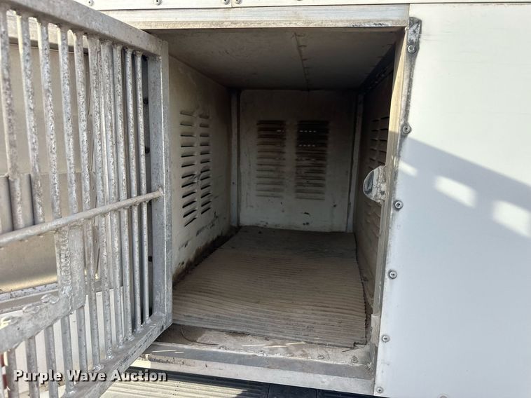 image for item ER8545 2000 Ford F150 animal control pickup truck