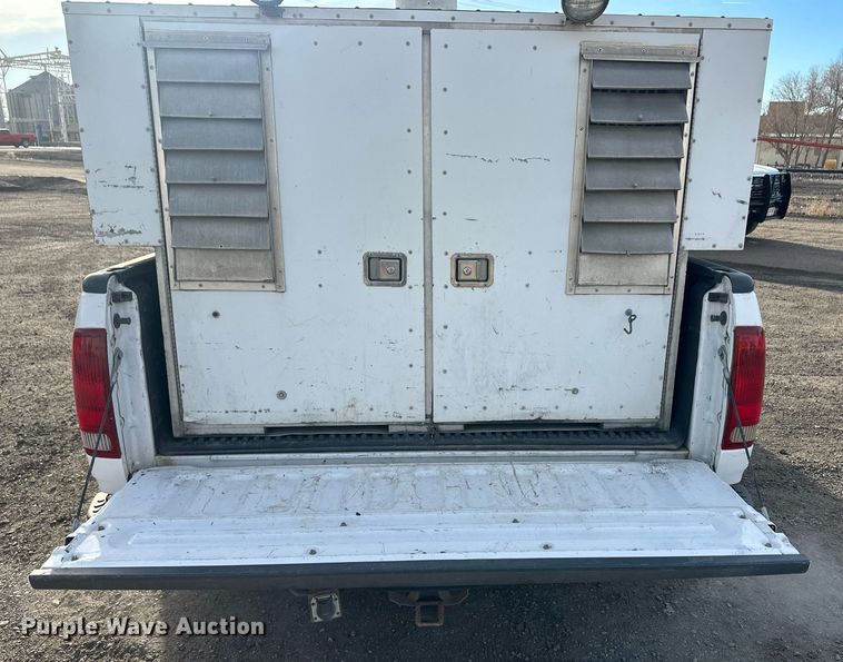 image for item ER8545 2000 Ford F150 animal control pickup truck