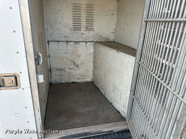 image for item ER8545 2000 Ford F150 animal control pickup truck