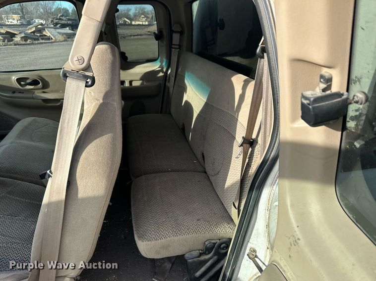 image for item ER8545 2000 Ford F150 animal control pickup truck