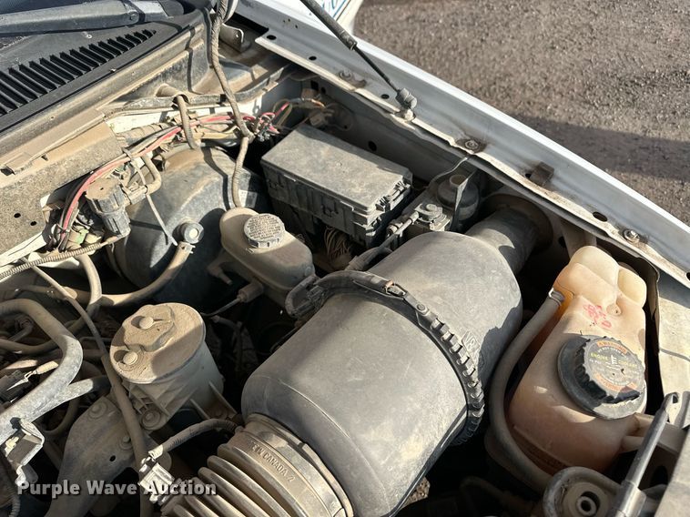 image for item ER8545 2000 Ford F150 animal control pickup truck