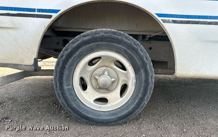 image for item ER8545 2000 Ford F150 animal control pickup truck