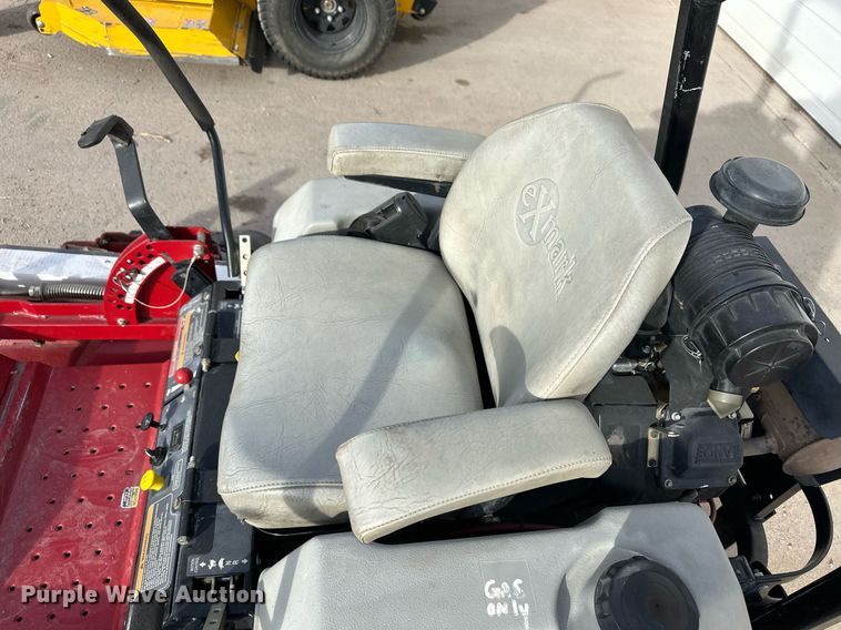 image for item ER8547 ExMark Lazer Z ZTR lawn mower