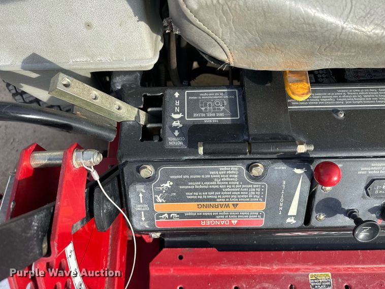 image for item ER8547 ExMark Lazer Z ZTR lawn mower