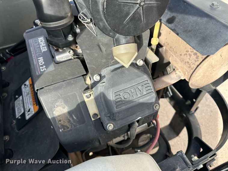 image for item ER8547 ExMark Lazer Z ZTR lawn mower