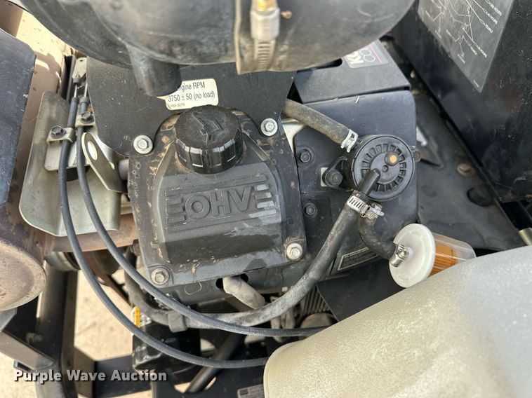 image for item ER8547 ExMark Lazer Z ZTR lawn mower