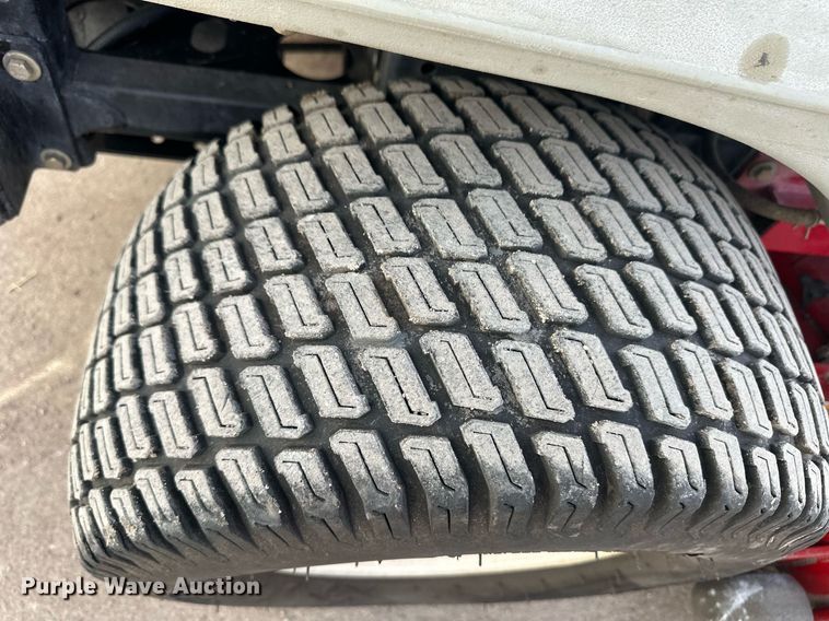 image for item ER8547 ExMark Lazer Z ZTR lawn mower