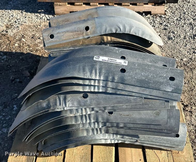 image for item ER8554 (28) guardrail end terminals