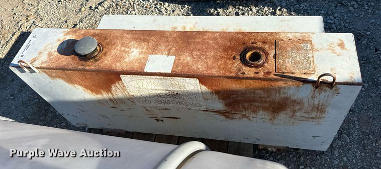image for item ER8559 Delta Consolidated Industries 480000 L-shaped fuel tank