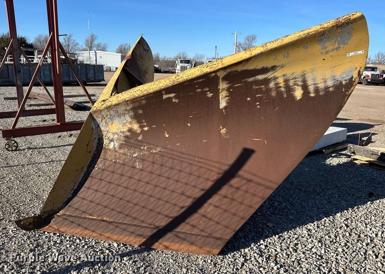 image for item ER8561 Balderson V-plow