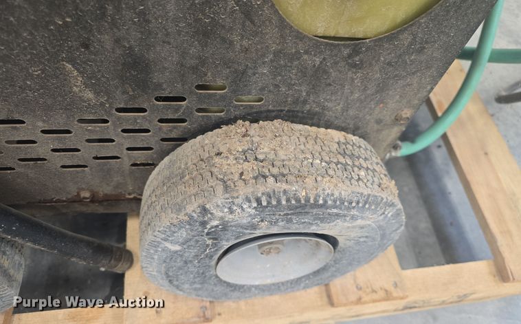 image for item NI9364 Landa Hot Series pressure washer