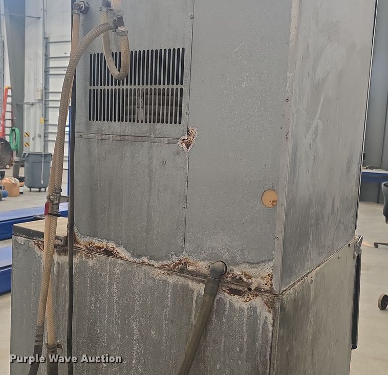 image for item NI9365 Hoshizaki KM-320MWH ice machine