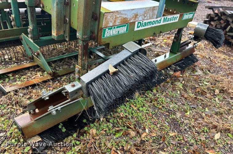 image for item NJ9679 Bannerman Diamond Master B-DM-6 field groomer