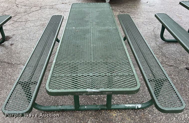 image for item NJ9683 (5) picnic tables
