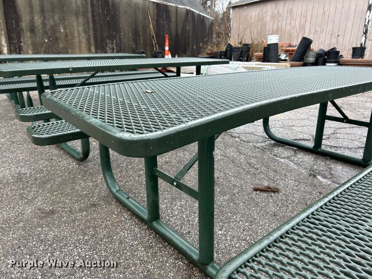 image for item NJ9683 (5) picnic tables