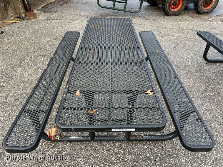 image for item NJ9686 (5) picnic tables