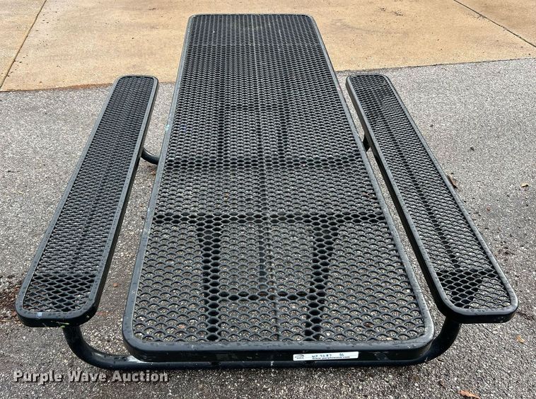 image for item NJ9687 (5) picnic tables
