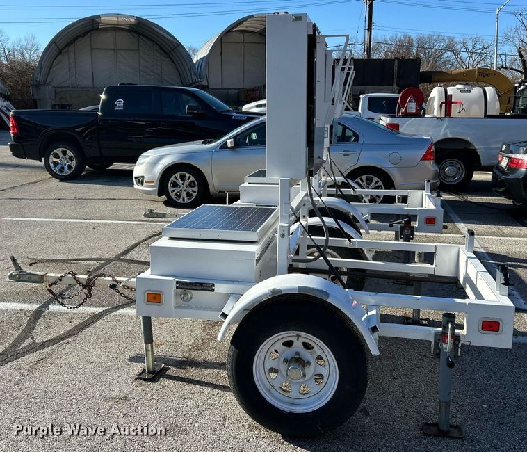 image for item NJ9690 (2) Kustom Signals Smart radar trailers