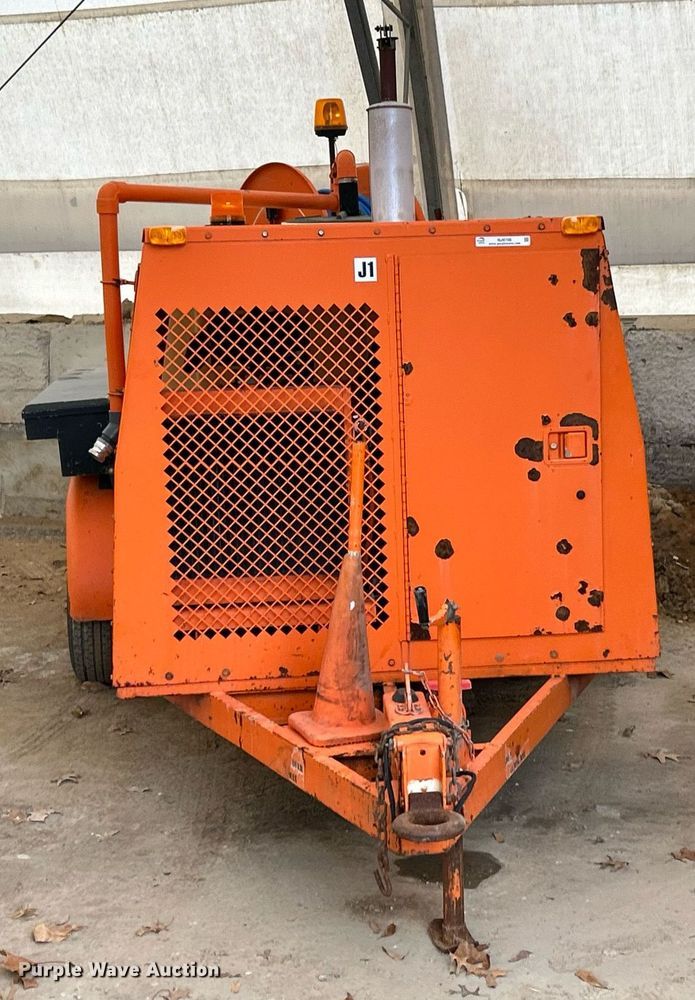 image for item NJ9706 Sewer Equipment of America 747 FR2000 vacuum trailer