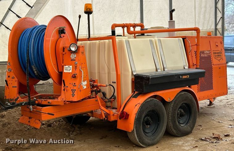 image for item NJ9706 Sewer Equipment of America 747 FR2000 vacuum trailer