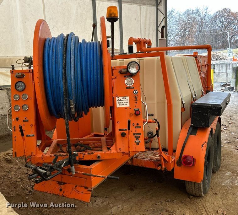 image for item NJ9706 Sewer Equipment of America 747 FR2000 vacuum trailer