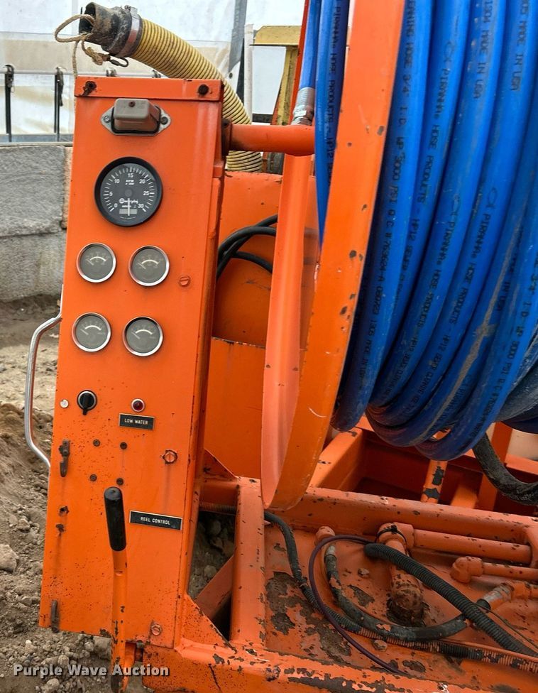 image for item NJ9706 Sewer Equipment of America 747 FR2000 vacuum trailer