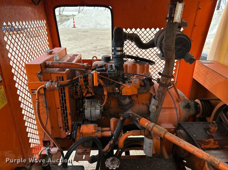 image for item NJ9706 Sewer Equipment of America 747 FR2000 vacuum trailer