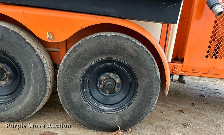 image for item NJ9706 Sewer Equipment of America 747 FR2000 vacuum trailer