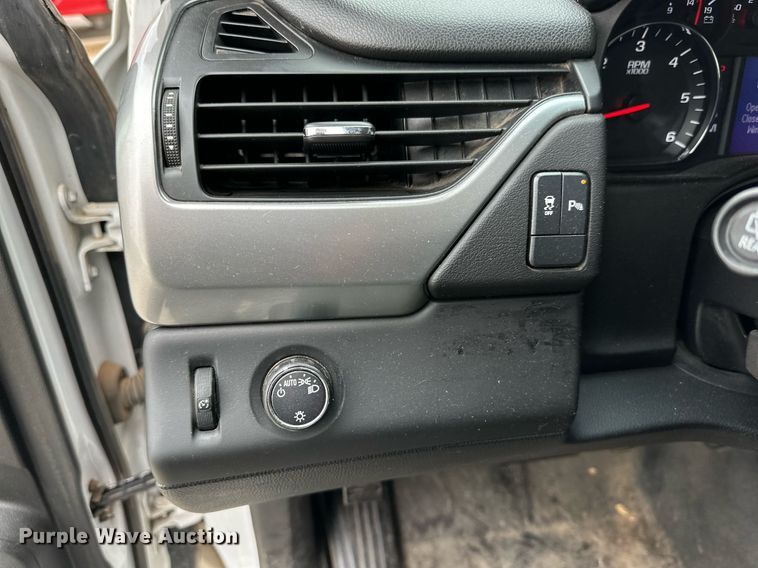 image for item NQ9102 2016 Chevrolet Tahoe Police  SUV