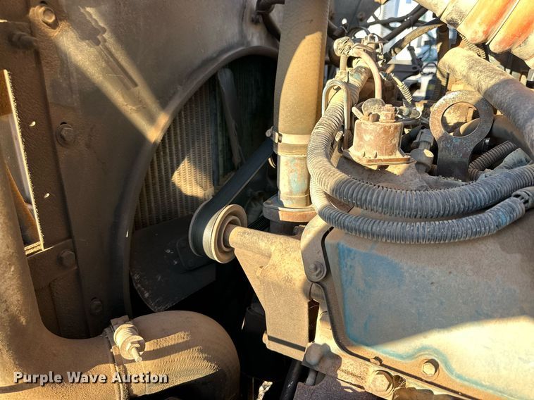 image for item NQ9128 1995 International 3800 school bus