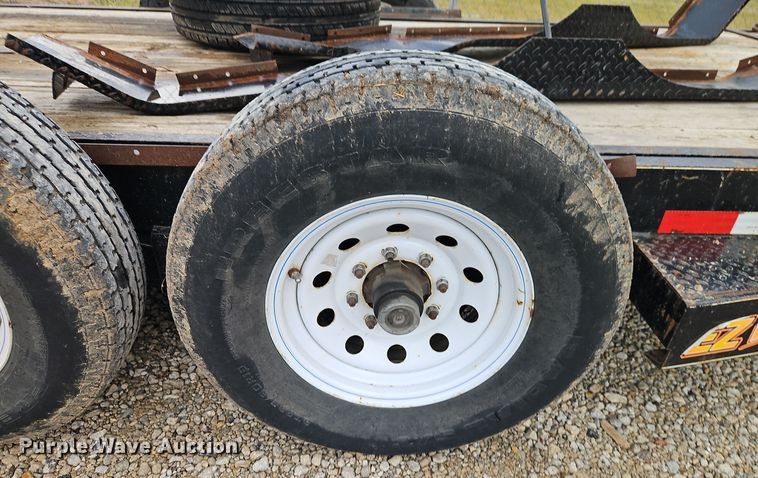 image for item NT9148 2017 Doo little  GT16+2 tilt deck equipment trailer