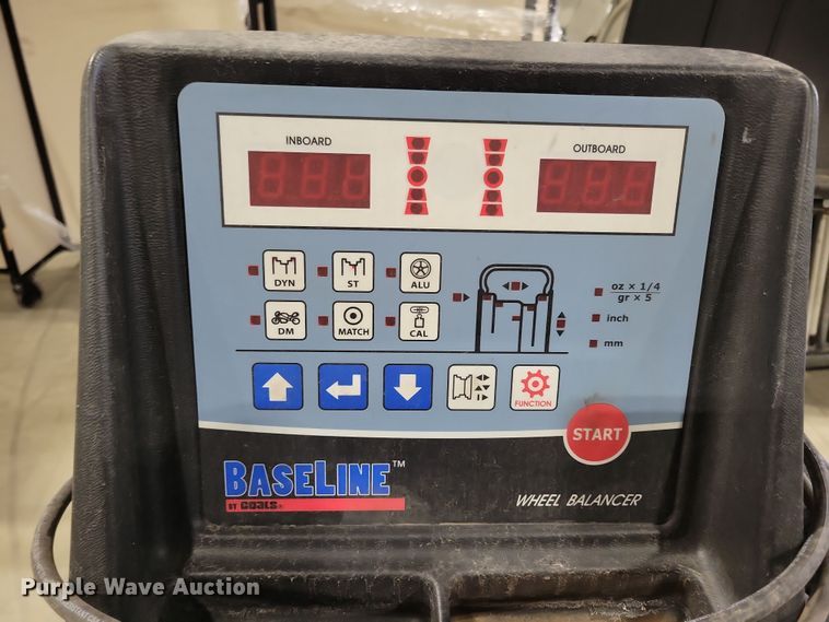 image for item OH9443 Coats Baseline 225 wheel balancer