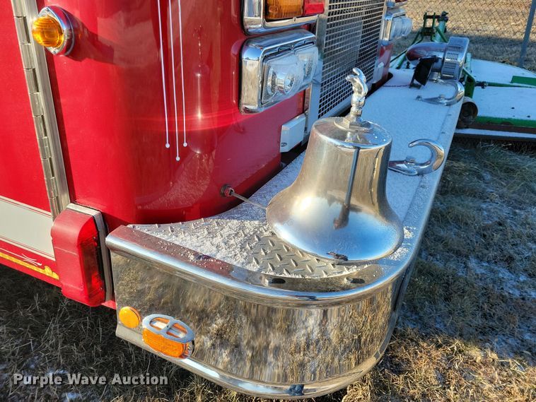 image for item OH9480 1989 Spartan Grumman Quint fire truck