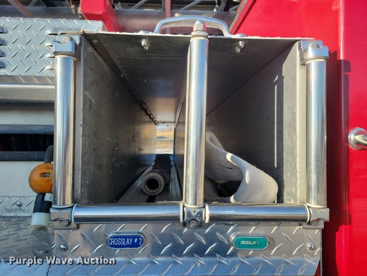 image for item OH9480 1989 Spartan Grumman Quint fire truck