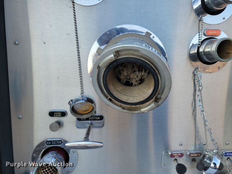 image for item OH9480 1989 Spartan Grumman Quint fire truck