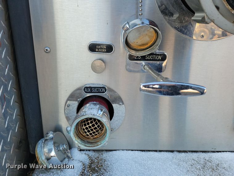 image for item OH9480 1989 Spartan Grumman Quint fire truck