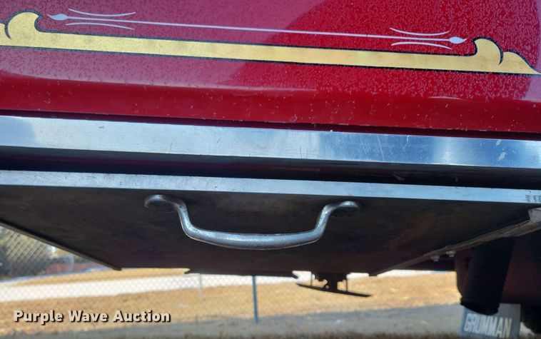 image for item OH9480 1989 Spartan Grumman Quint fire truck