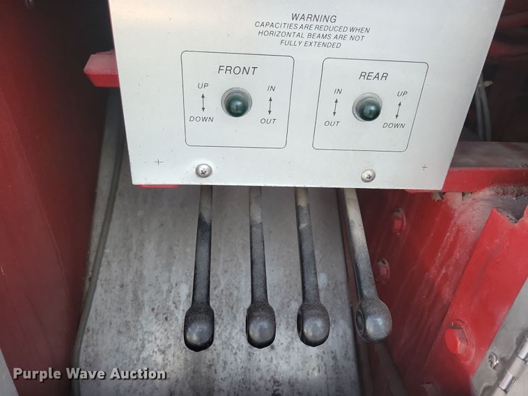 image for item OH9480 1989 Spartan Grumman Quint fire truck