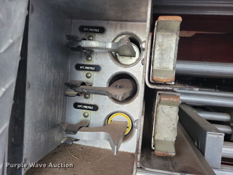 image for item OH9480 1989 Spartan Grumman Quint fire truck