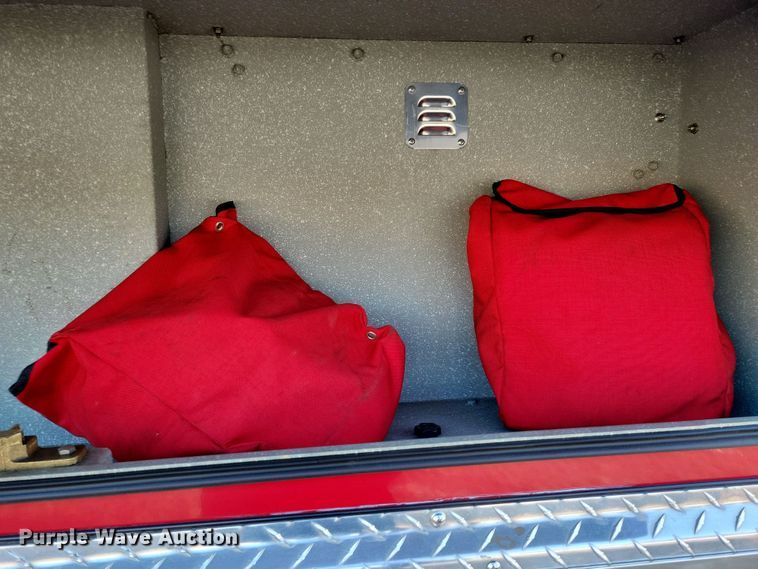 image for item OH9480 1989 Spartan Grumman Quint fire truck